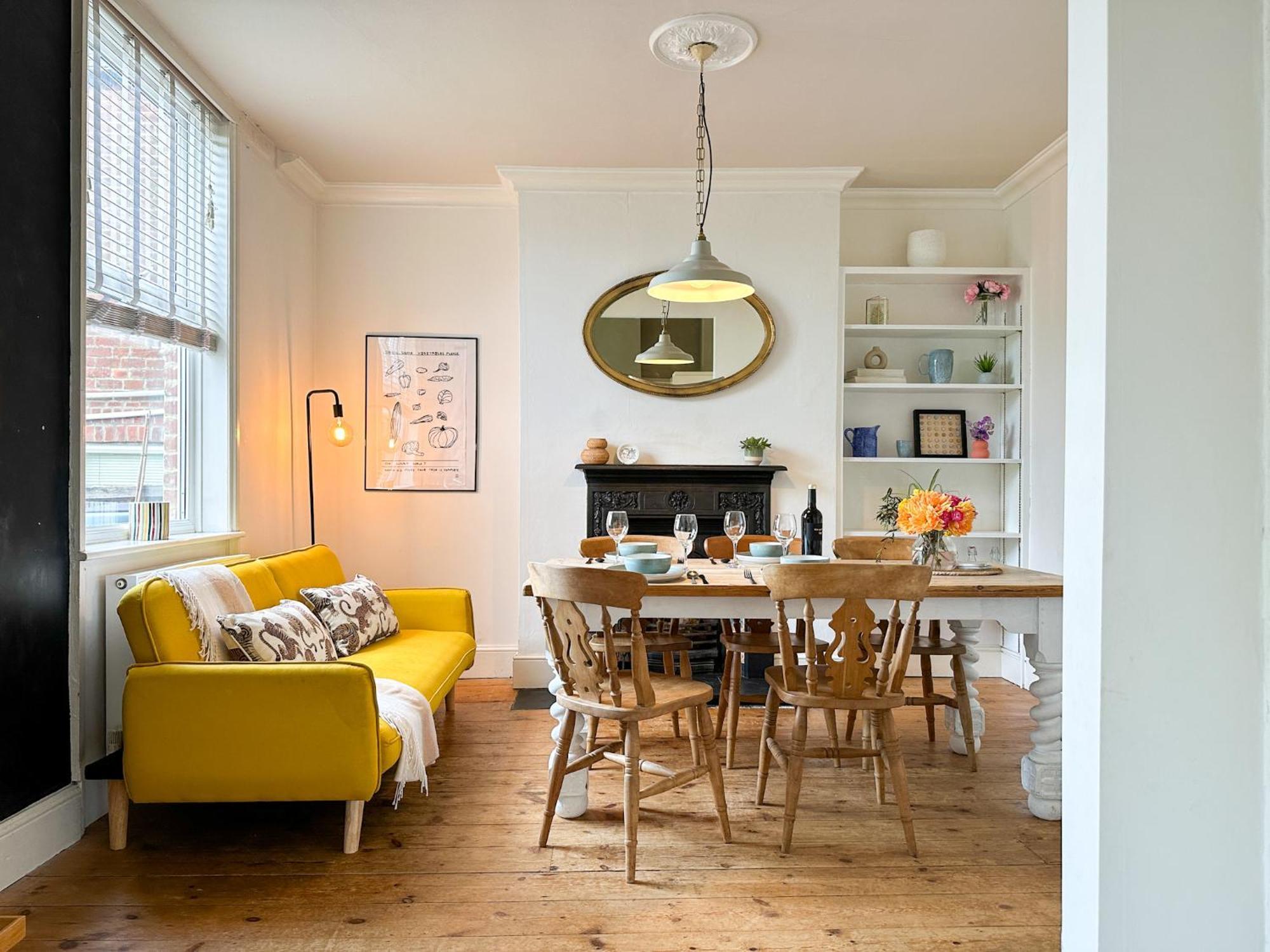 New Spacious Family With Parking & Garden - Sleeps 6 - Perfect For Families * Canterbury
